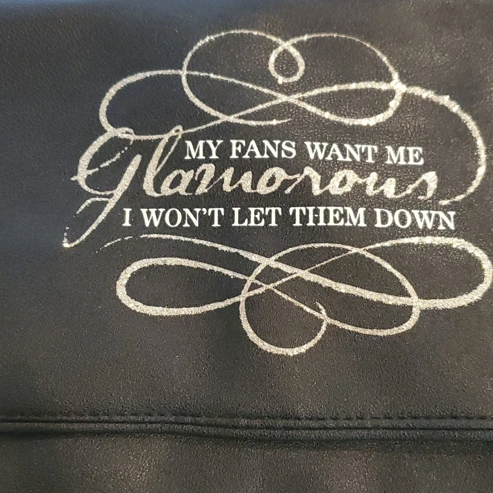 New Marilyn hanging makeup bag with storage